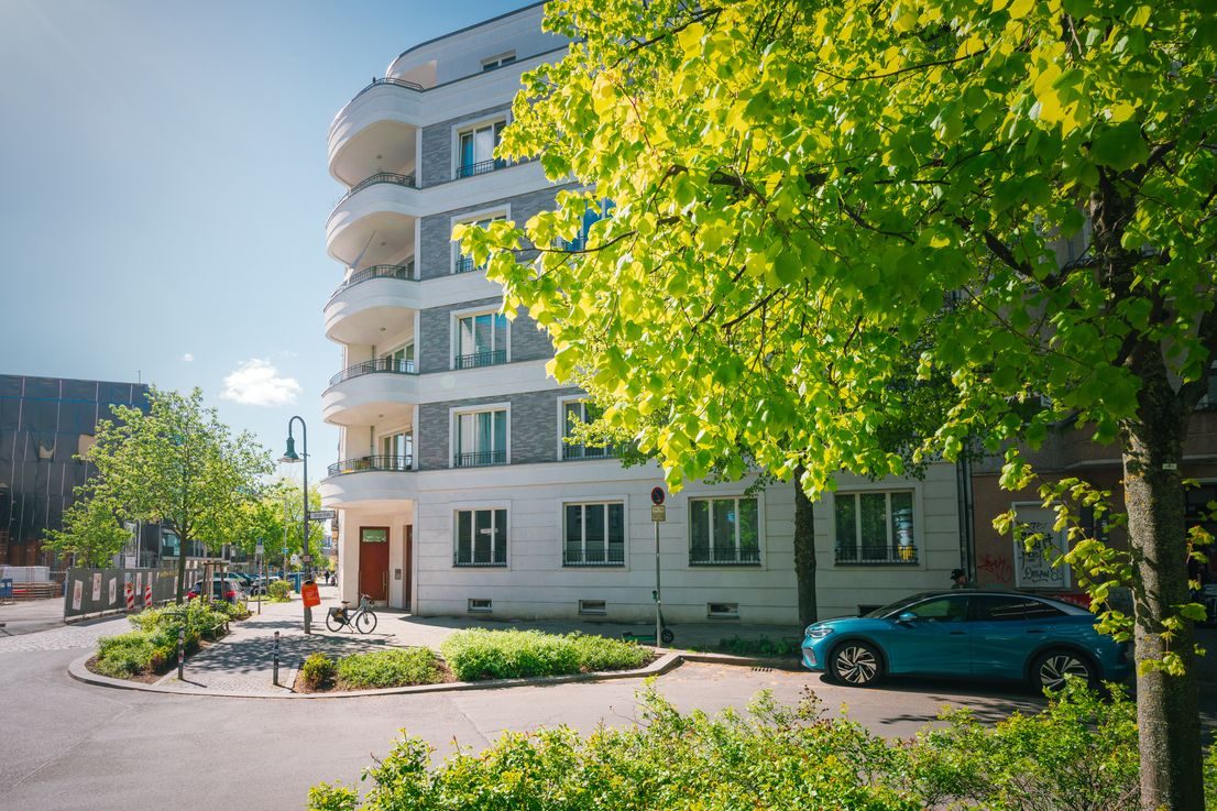 Lichtdurchflutete Neubauwohnung mit Balkon in Friedrichshain